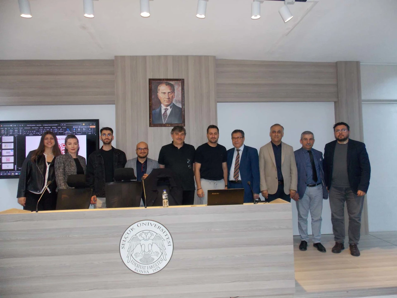 Sosyal Bilimlerde Yapay Zeka: Akademik Çalışma, Etik Kullanım ve Üretken Yapay Zeka Araçları